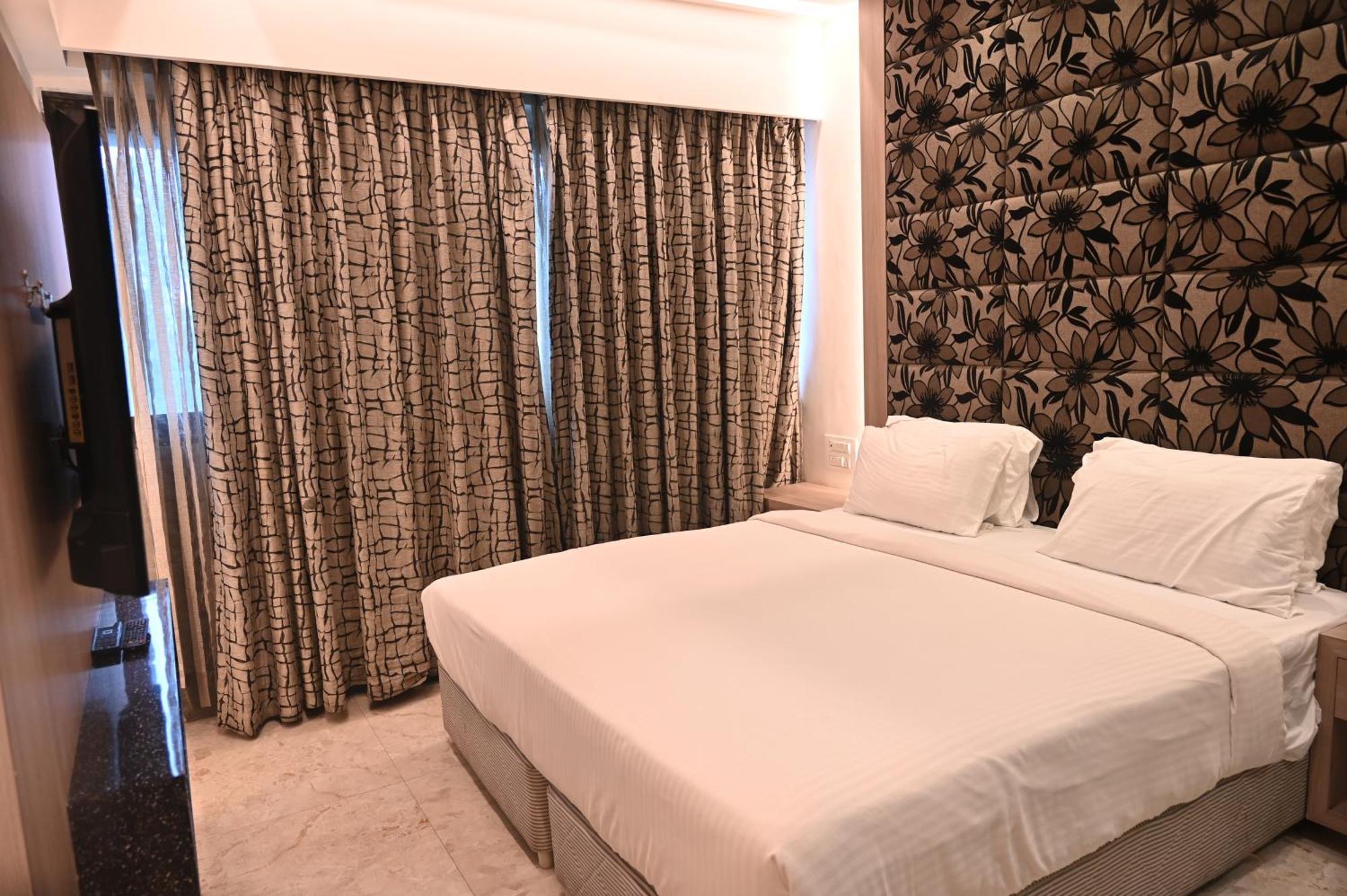 Kumar Resort By Turtle, Lonavala Exterior photo