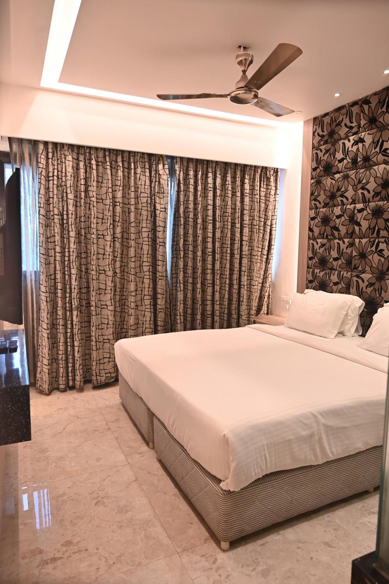 Kumar Resort By Turtle, Lonavala Exterior photo